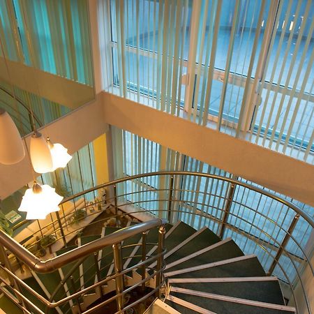 Hotel Kapri 扬博尔 外观 照片